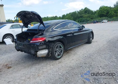 2019 Mercedes-Benz C 300 4Matic z USA, uszkodzony, nr VIN WDDWJ8EB6KF843917